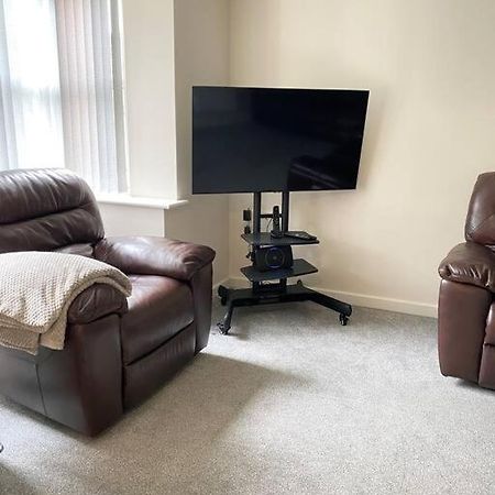 4-Room Detached Furnished Home With Parking Leicester Zewnętrze zdjęcie