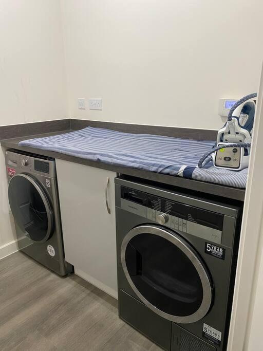 4-Room Detached Furnished Home With Parking Leicester Zewnętrze zdjęcie